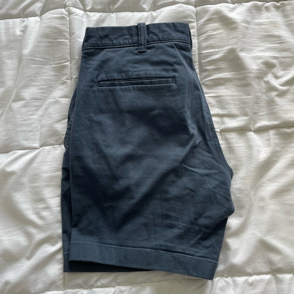 J. Crew 7” Inseam Shorts - Picture 2 of 3